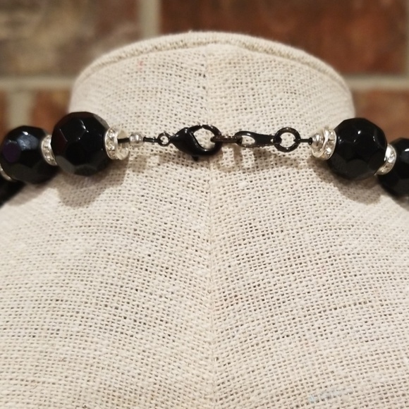 Black Rondelle Glass Beaded Necklace - Picture 6 of 8